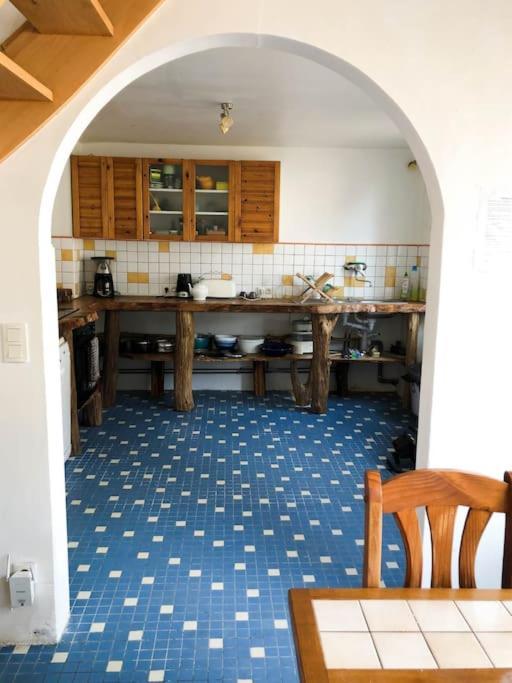 Gite Au Coeur D'Une Residence D'Artiste Saint-Aubin-de-Bonneval Esterno foto