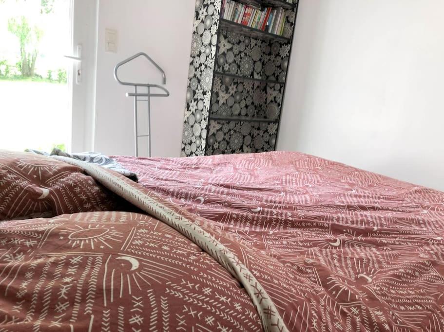 Gite Au Coeur D'Une Residence D'Artiste Saint-Aubin-de-Bonneval Esterno foto